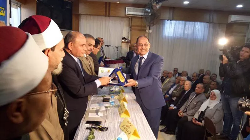 نقابة المعلمين بأشمون تكريم المثاليين والمتميزيين