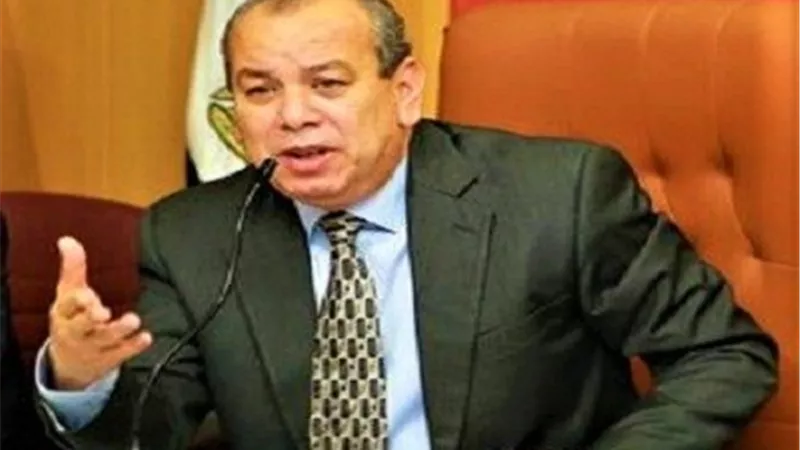 قراراً بتخصيص مساحة 7650م2 لإقامة عمارات سكنية لصندوق تمويل الاسكان الاجتماعى