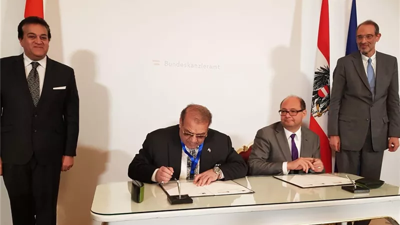 بدء العمل في جامعة سيناء فرع العاصمة الإدارية العام المقبل