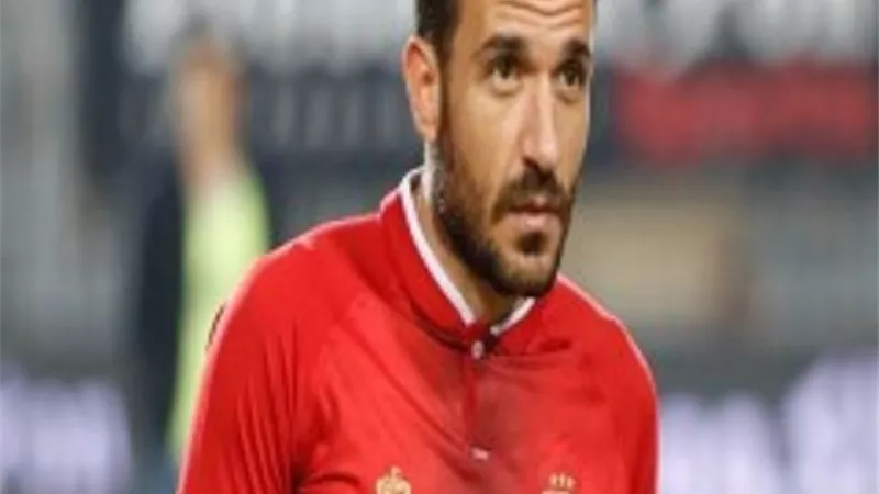 مدرب الأهلي يكشف حقيقة احتكاك صالح ومعلول