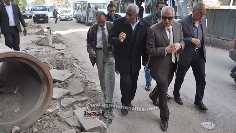 محافظ الجيزة يأمر بمجازاه مدير الاشغالات بالدقى بسبب فوضى المقاهى