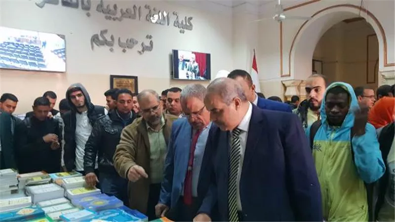 المحرصاوى يفتتح معرض الكتاب بالدراسة بالتزامن مع احتفالية اليوم العالمى للغة العربية