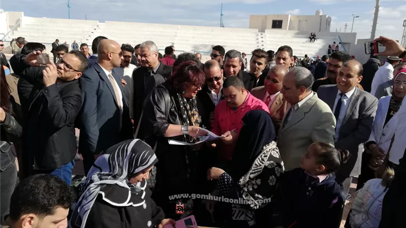 وزيرة الثقافة ومحافظ مطروح يفتتحان القافلة الثقافية على هامش مؤتمر أدباء مصر