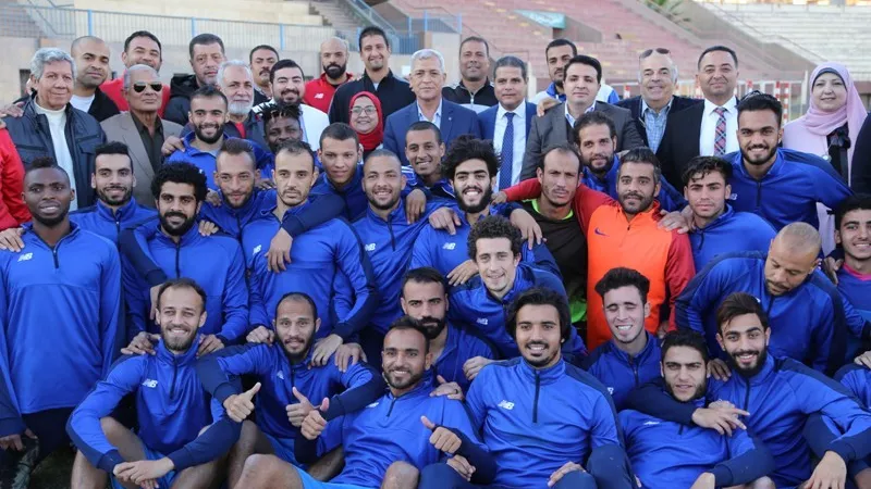 فريق جمهورية شبين الكوم يؤدى تدريباته فى حضور المحافظ