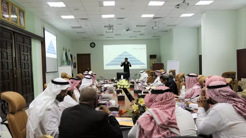 رابطة العالم الإسلامي تنفذ ورشة تدريبية لكيفية إدارة المخيمات