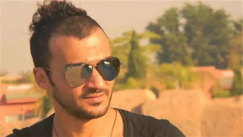 ابرهيم سعيد لـ محسن صالح لومااحترمتش نفسك هديك على دماغك