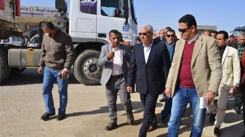 زياره تفقدية لمحافظ مطروح بمدينة العلمين