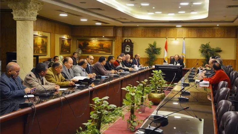 محافظ الغربية: لامجال للروتين فى إنهاء إجراءات تقنين التعديات على أملاك الدولة