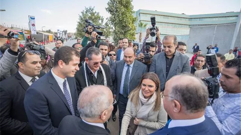 وزراء الاستثمار والإنتاج الحربى والتنمية يفتتحون شارع ٣٠٦ بألماظة لدعم مشروعات الشباب