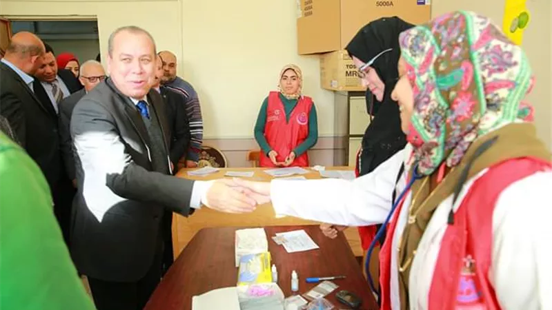 محافظ كفرالشيخ يتابع مبادرة الرئيس السيسى للقضاء على فيروس سى 