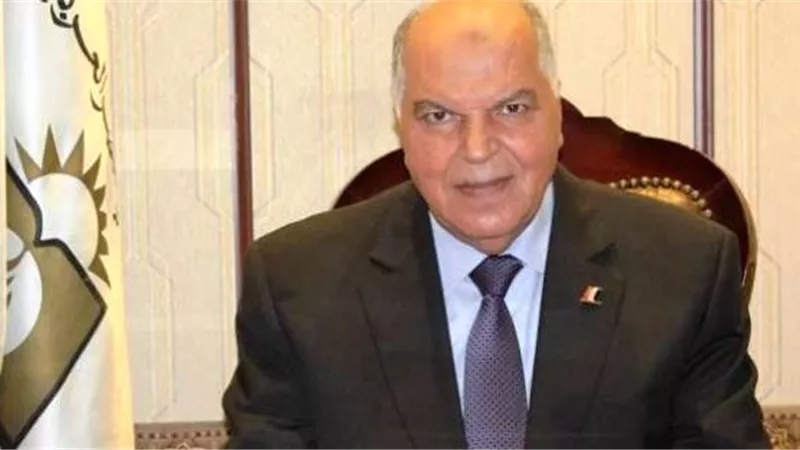 نقيب المعلمين يطالب بإعداد برامج رعاية طلابية تتناسب مع متطلبات التنمية