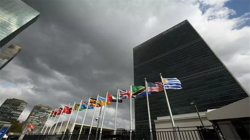 الجمعية العامة تتبنى قرارا يدين روسيا بانتهاك مزعوم لحقوق الإنسان في القرم