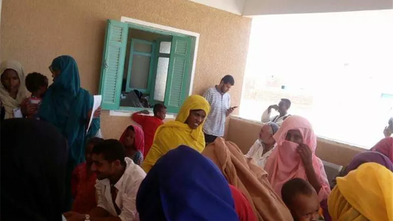 قافلة من جامعتى الزقازيق وجنوب الوادى للكشف على أبناء حلايب وشلاتين ومرسى علم
