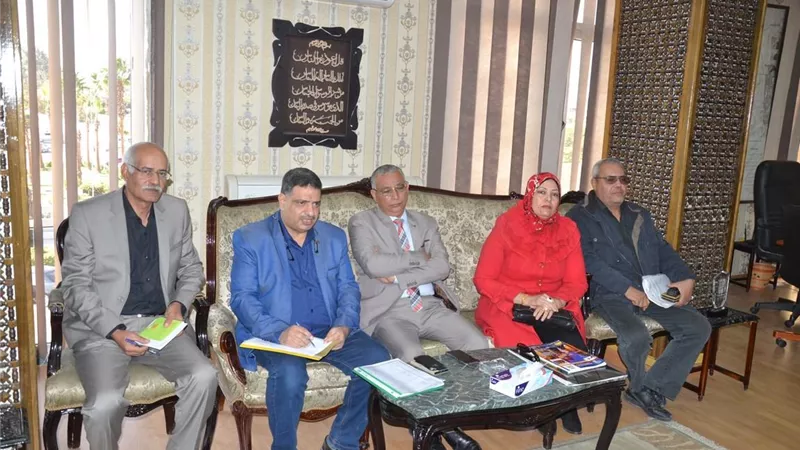 بحث مشكلات توصيل الكهرباء للمدن الجديدة بالسويس