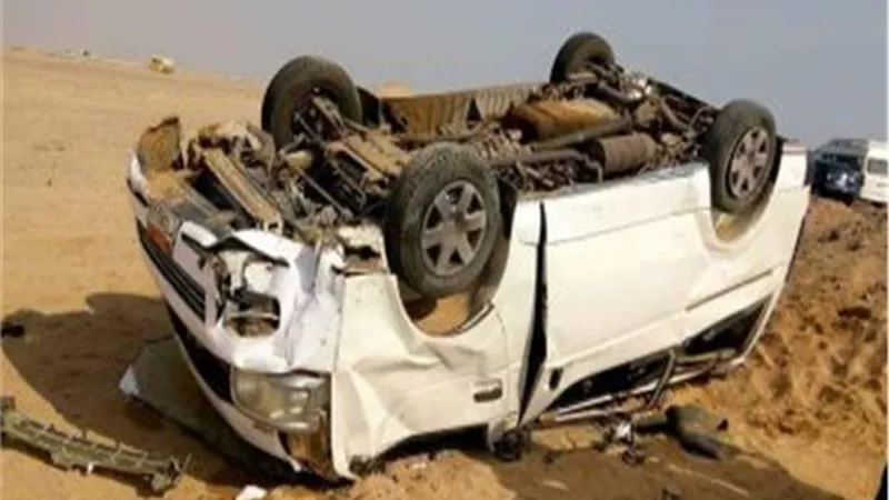 الصحة : اصابة 12 مواطناً فى انقلاب 