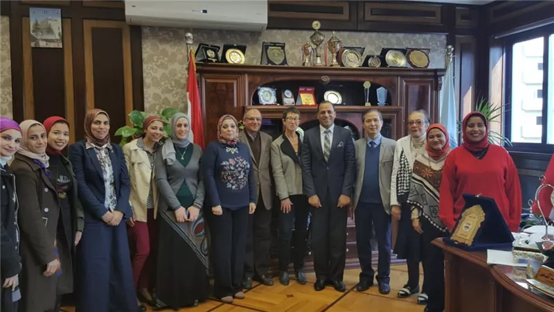 رئيس جامهة دمنهور يستقبل الأستاذان بجامعة باريس 10 وفرانش كونتيهً
