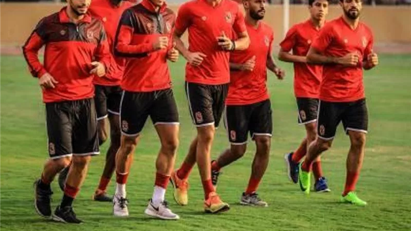 نجم الاهلى يوضح حقيقة رحيله للاحتراف الخارجى