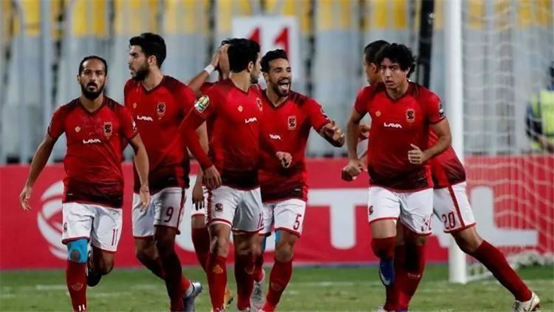 الأهلي يحسم صفقة جديدة من العيار الثقيل