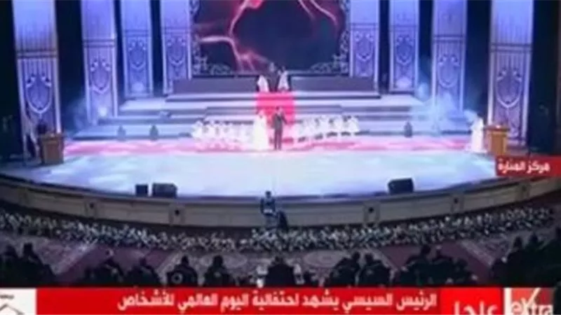 احتفال أحمد فلوكس وهنا شيحة بزفافهما أمام الرئيس السيسى