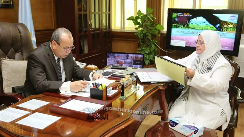 وكيل تعليم كفر الشيخ تهنئ أوائل الدبلومات الفنية