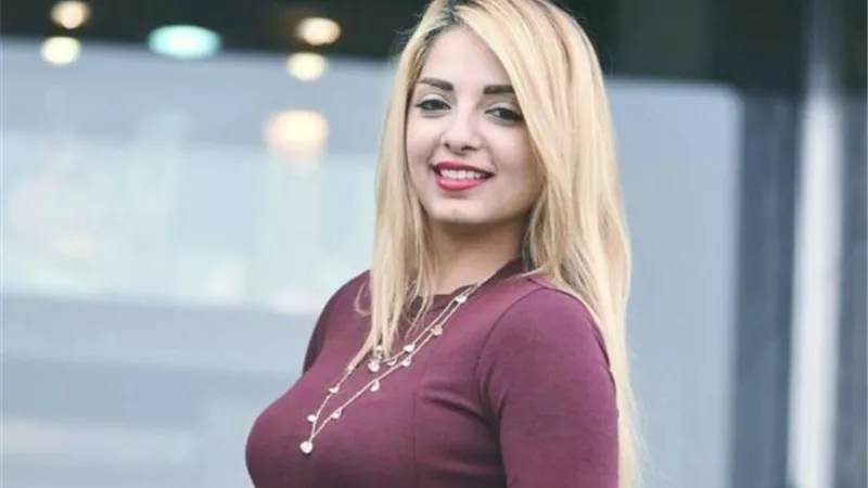 مى حلمى تدعم إليسا ضد التنمر