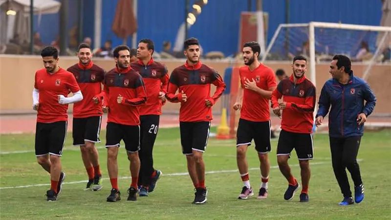 فحص طبي لمدافع الاهلى
