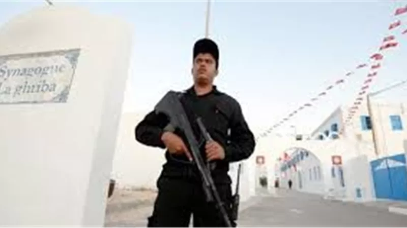 متشدد مطلوب يفجر نفسه في العاصمة التونسية
