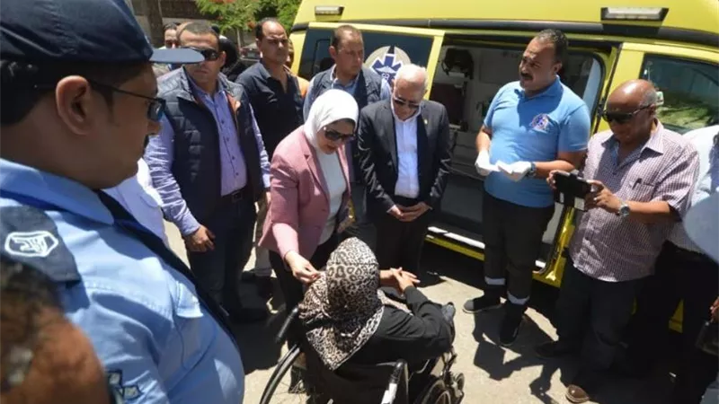 وزيرة الصحة ومحافظ بورسعيد يتفقدان مستشفى النصر.. صور