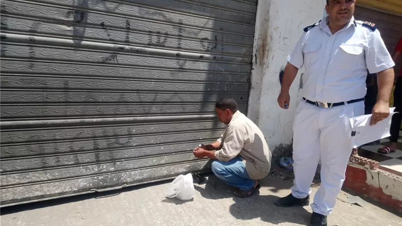 جهاز مدينة العبور يشن حملة ازالات بأحياء المدينة .. صور