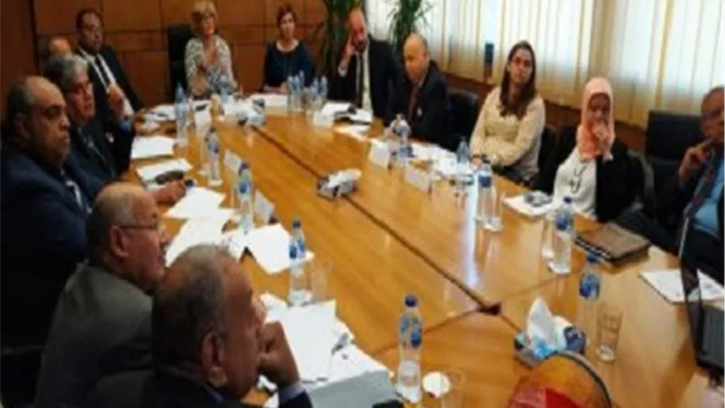 السياحة: تشكيل لجنة لاعتماد البرامج التدريبية لرفع كفاءة العاملين بالقطاع