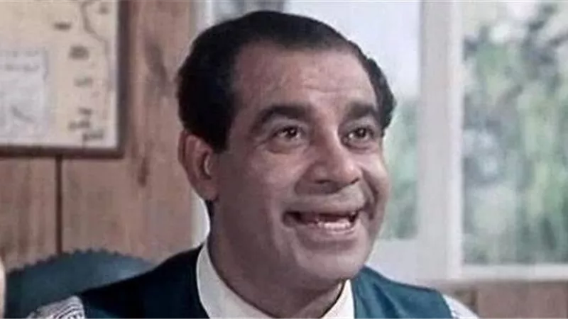 من الاذاعة الى التمثيل .. اعمال لا تنسى للراحل امين الهنيدى