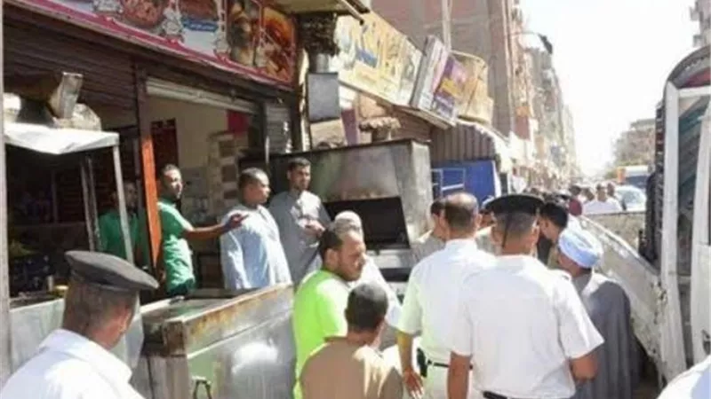 تحرير 1208 محضر ومخالفة فى حملات لمرافق الأقصر