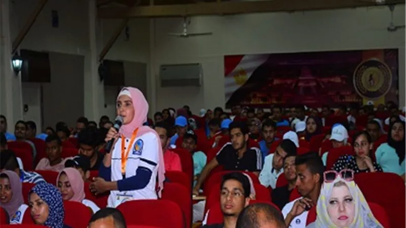 معهد إعداد القادة يواصل الفعاليات التثقيفية لطلاب الجامعات