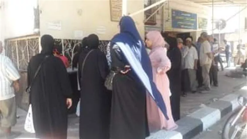 تموين بورسعيد يتفقد محطات الوقود والمخابز البلدية