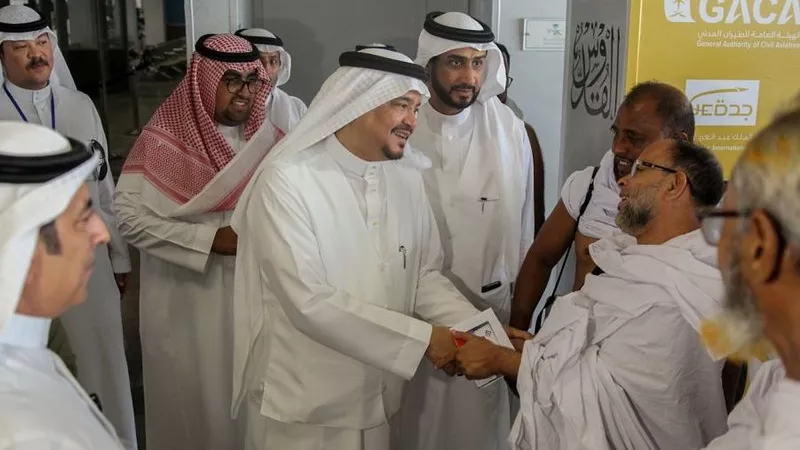 مكة تستقبل أولى رحلات حجاج بيت الله الحرام القادمة بنجلاديش