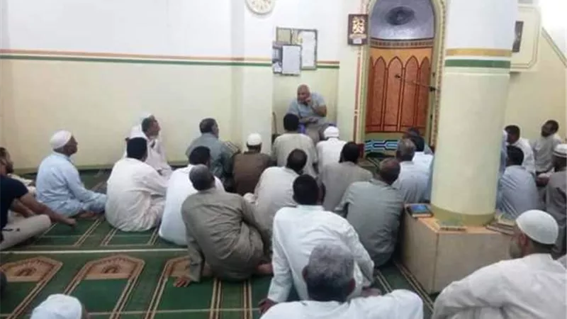 الزملوط حفر بئر جديد لحل مشكلة نقص المياه بمنطقة الملاحة فى الوادى الجديد