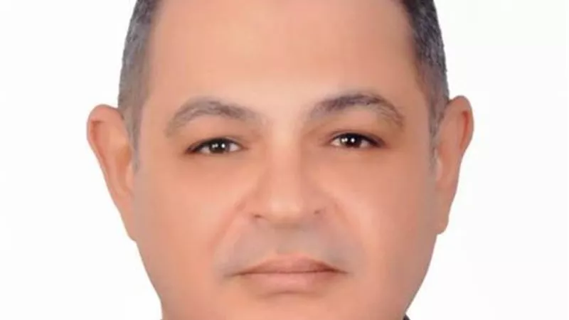 محافظ الغربية حذر سائقى الميكروباصات والتاكسي من مخالفة التعريفة