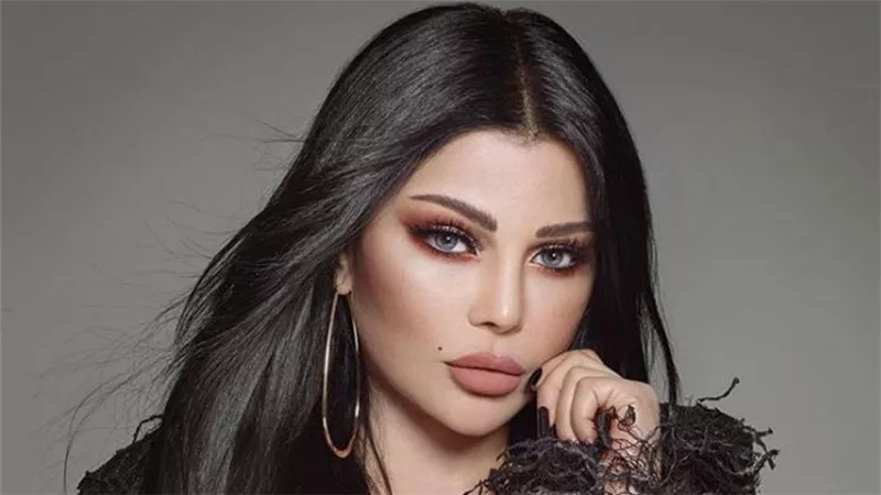 شبيهة هيفاء وهبي تشعل السوشيال ميديا .. صور