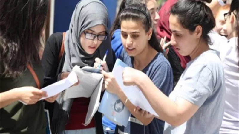النجاح في الثانوية العامة أعلي من ٧٤%