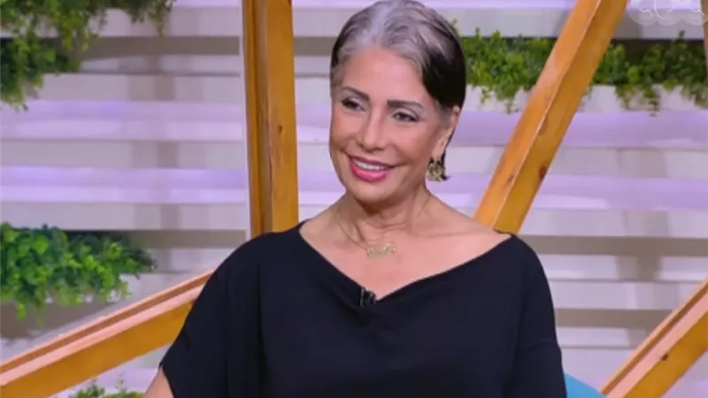 الفنانة سوسن بدر تروي حكايتها مع الجن والمس .. فيديو