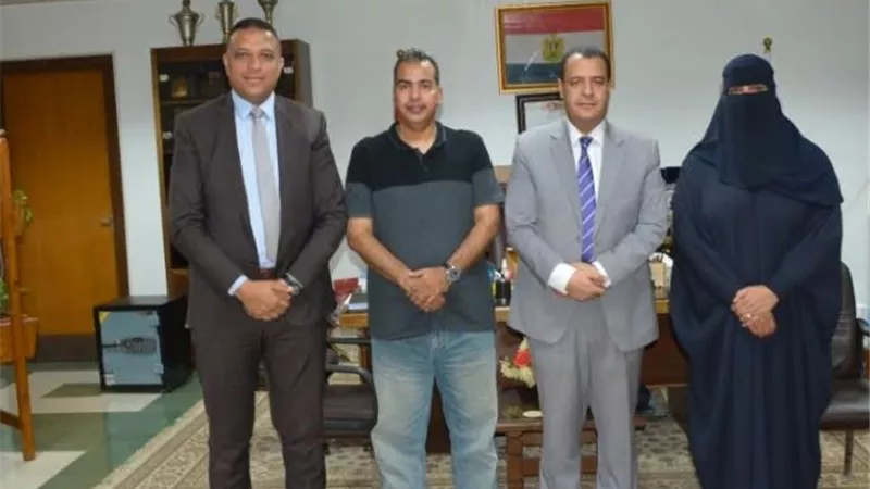 عميدة كلية المجتمع فى زيارة لجامعة أسيوط للإشراف على الوفد الطلابي السعودي