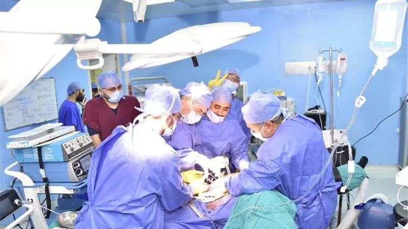 الكشف الطبي علي 4600 مريض و326 أشعة فبيروسكان وعلاج 552 من فيروس B مجانا خلال يونيو