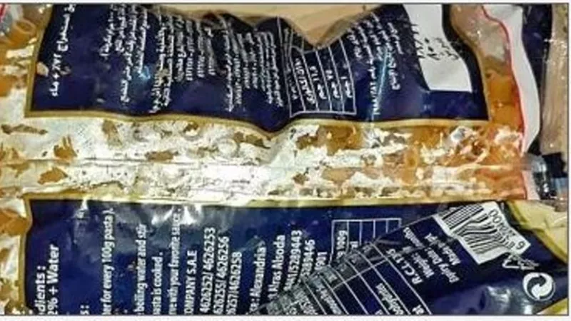 ضبط 11 طن مكرونة مختلطة بمياة المجارى والصرف الصحى بطما