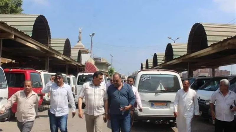 محافظ كفرالشيخ يوجه بمتابعة العمل بالتعريفة الجديدة لمواقف كفرالشيخ