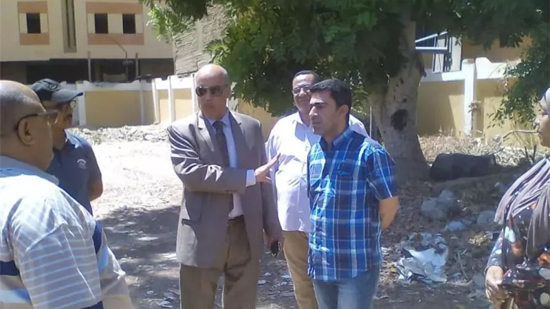 حل أزمة خط الصرف الصحى بمدرسة عمار بن ياسر بالبياضية جنوب الأقصر