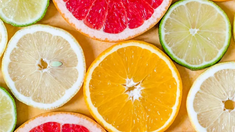 7 اطعمة تغنيك عن واقيات الشمس..و تقاوم حروق الجلد