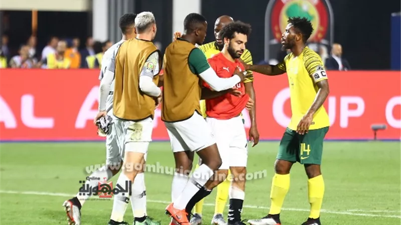 كواليس خناقة لاعبي المنتخب مع أجيري ورمزي عقب الهزيمة