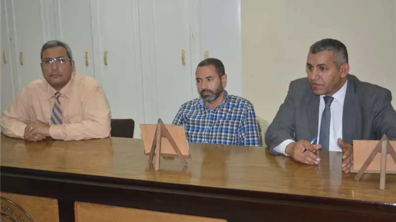 إجتماع مدير مركز ضمان جودة التعليم والتدريب بجامعة الأزهر بالسادة عمداء كليات فرع الوجه القبلي