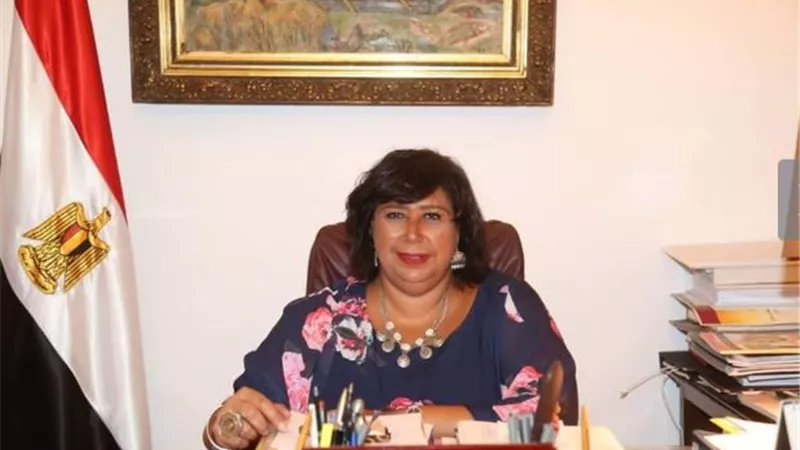 وزير الثقافة تفتتح قاعة الاطلاع بدار الكتب بعد تحديثها وتدشن بوابتها الاليكترونية