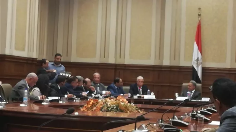 فودة يشارك النواب جلسة الادارة المحلية بمجلس النواب